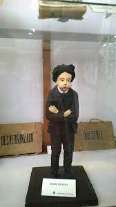 Niño castigado en escuela prevareliana.